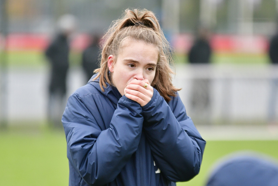 20221119 FCUO11 AZO11 075