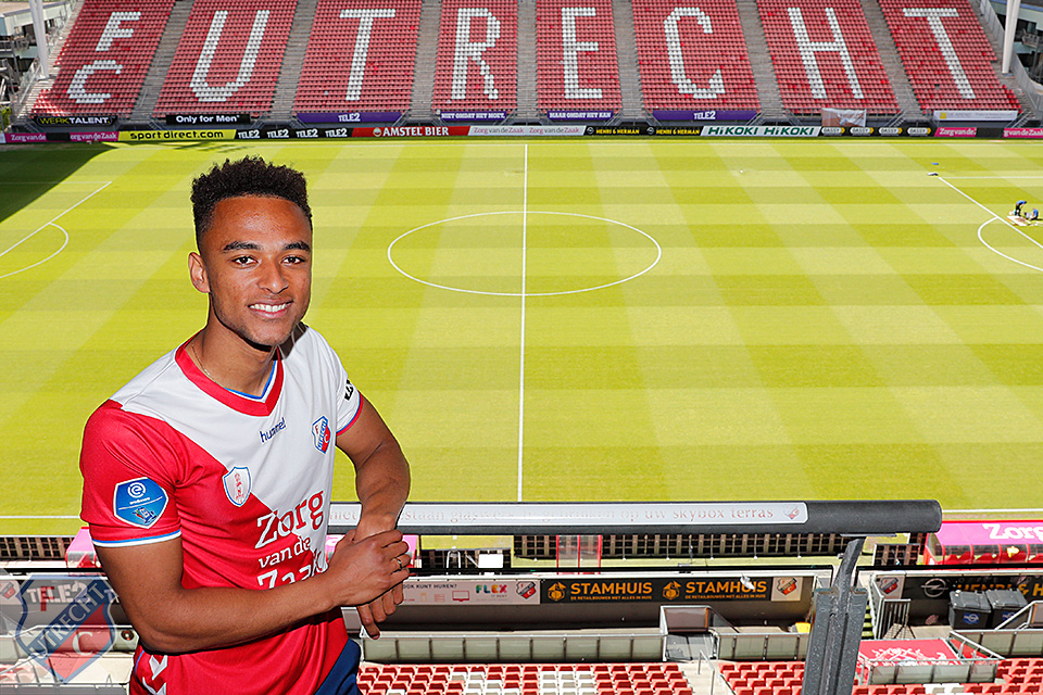 20190527 Tommy St.Jago Contract 5679