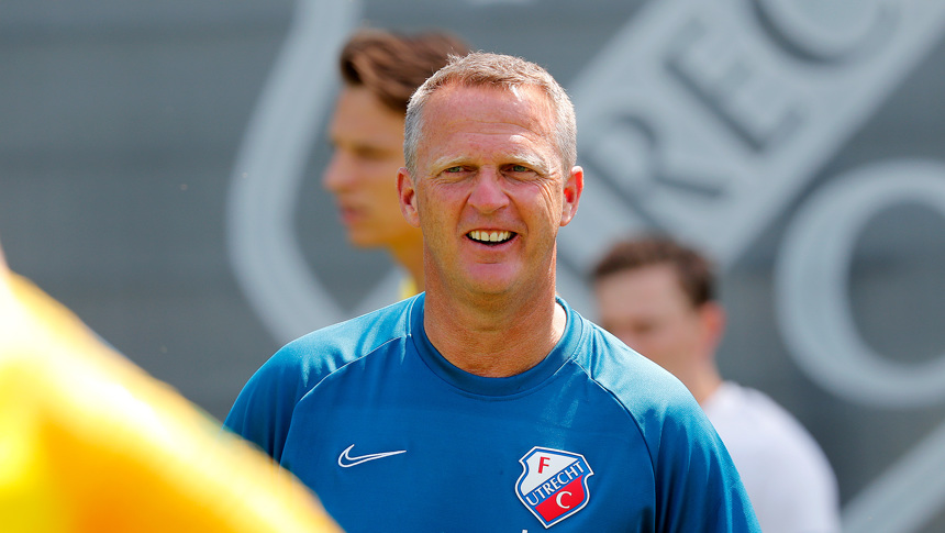 Honderden toeschouwers bij eerste training