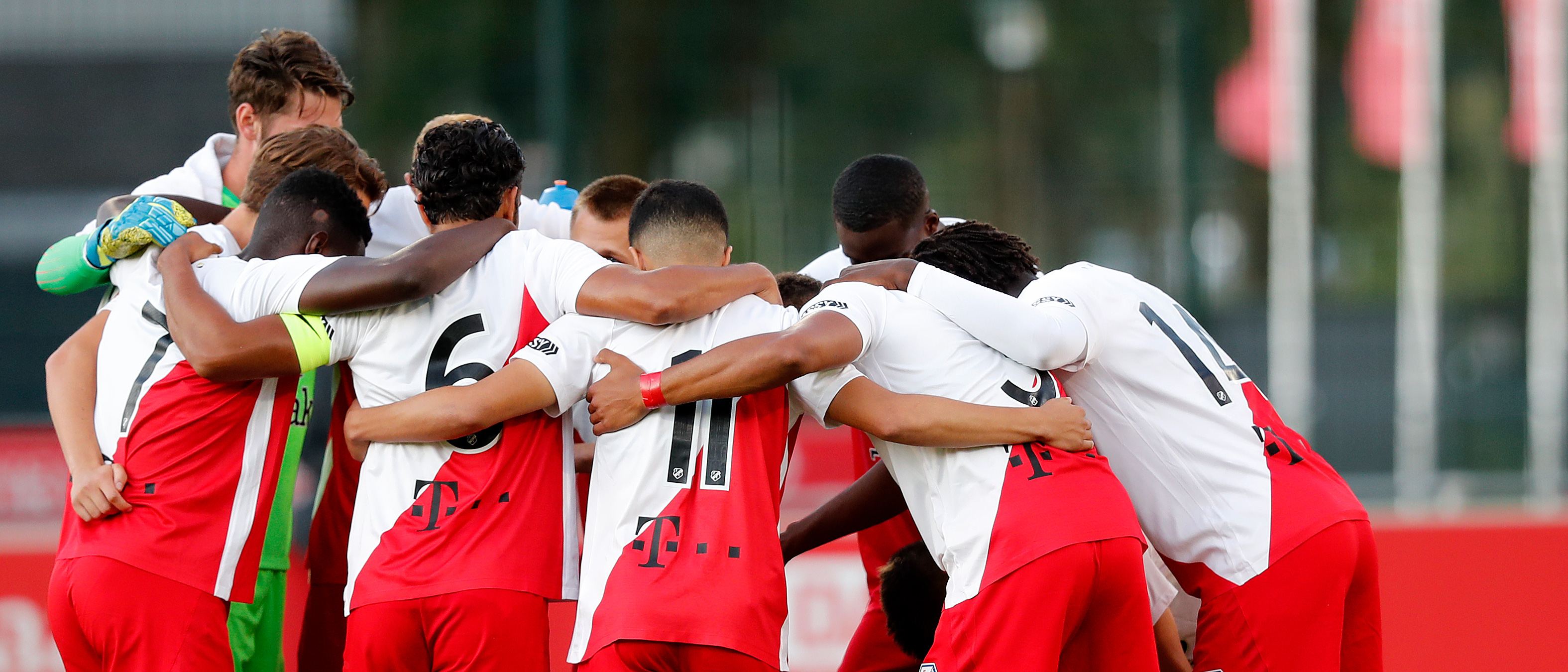 Jong FC Utrecht aan de bak in Deventer