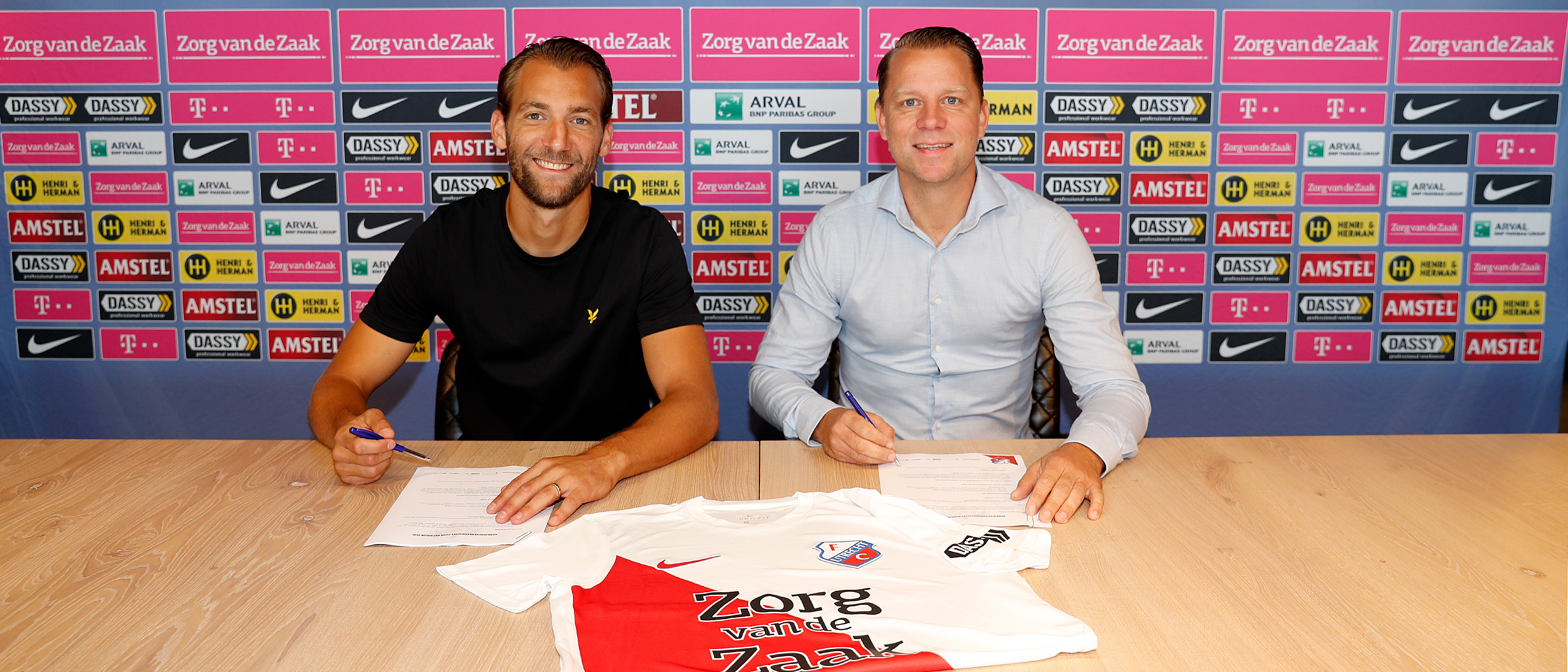 Aanvoerder Willem Janssen langer bij FC Utrecht