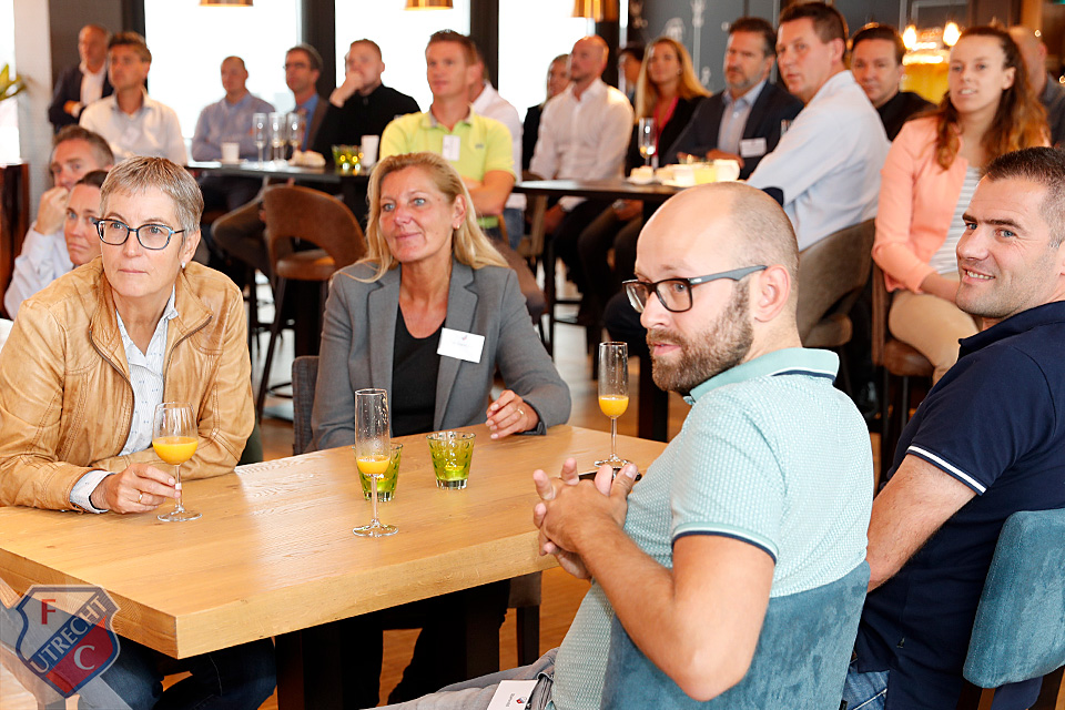 20190926 Business Lunch 9643