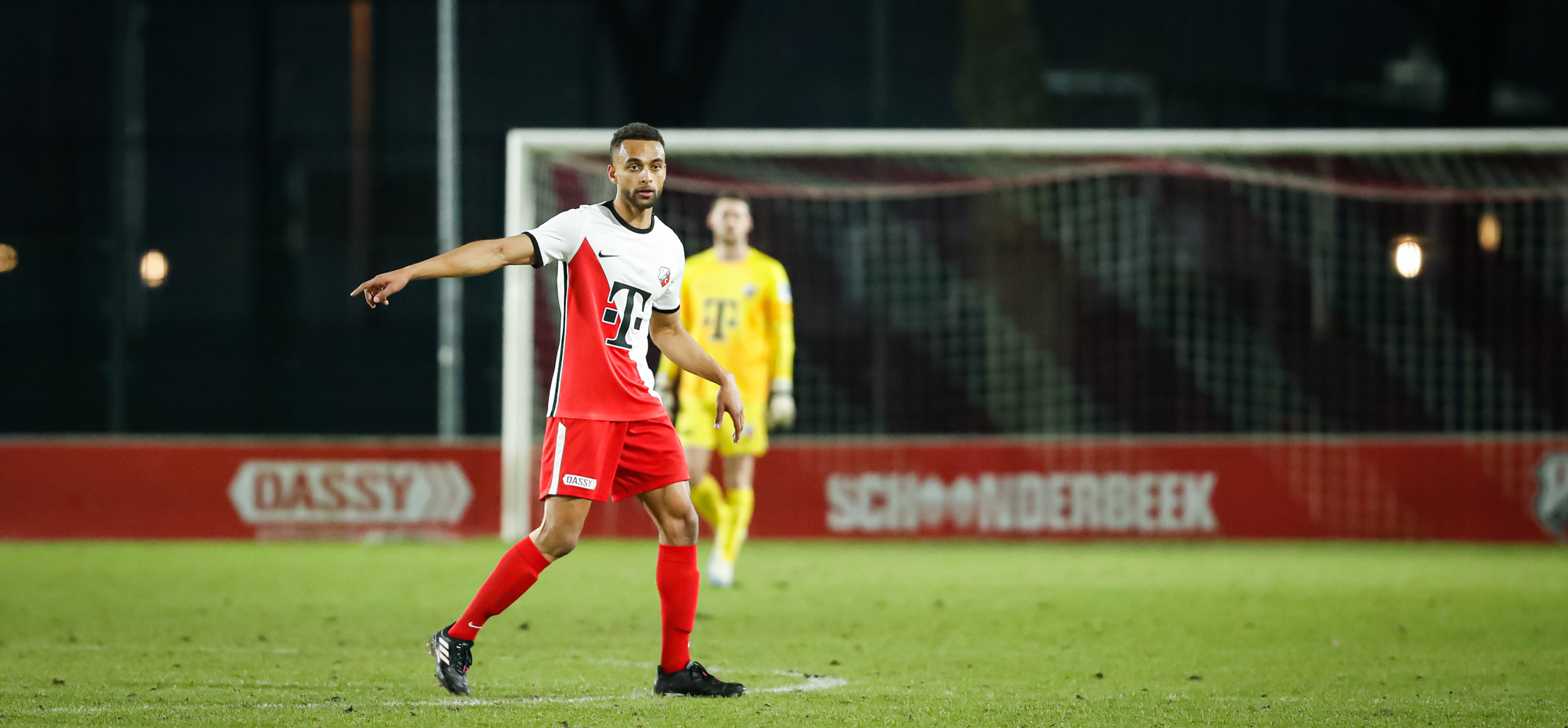 Nipte nederlaag voor Jong FC Utrecht, rentree St. Jago