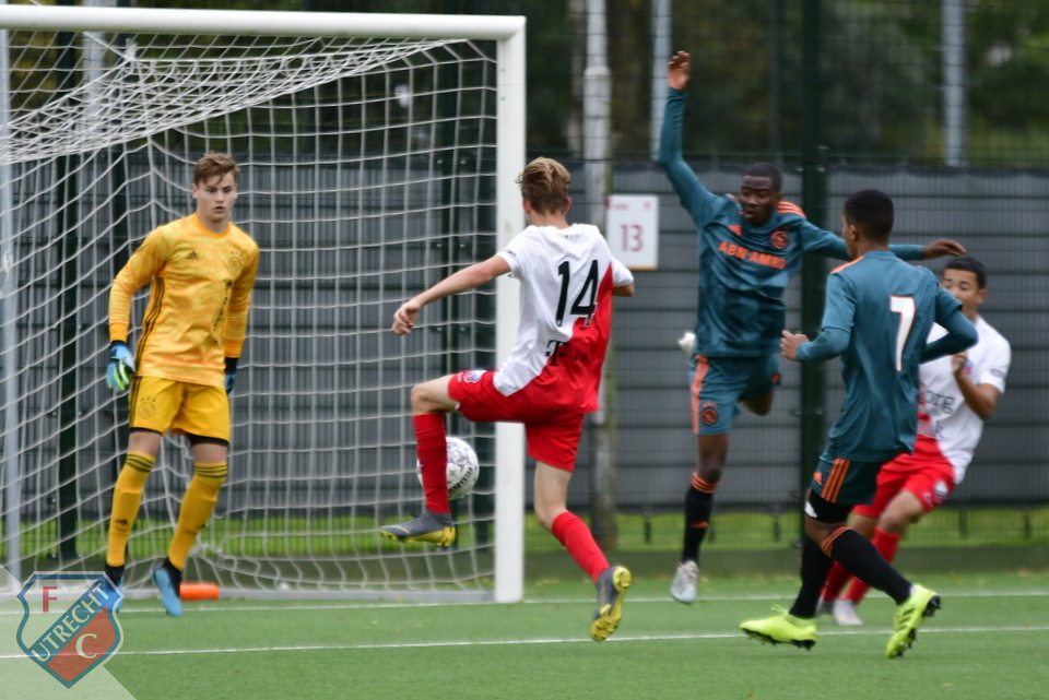 20191026 FCUO16 AJAXO16 015