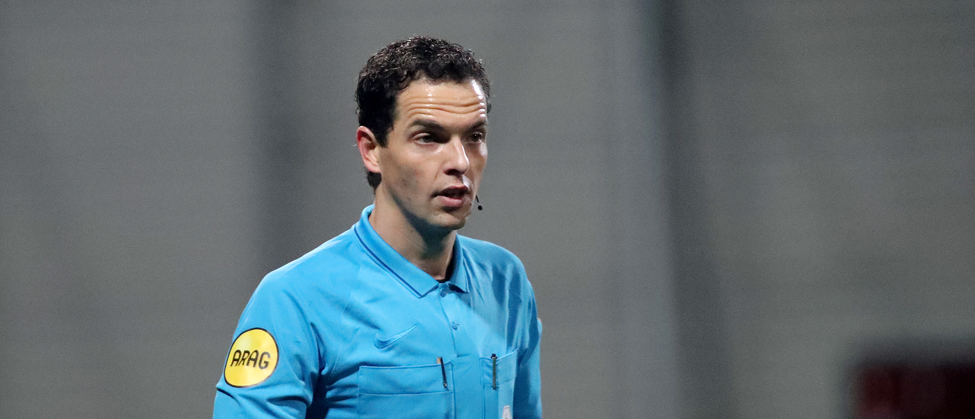 Richard Martens fluit FC Utrecht - FC Volendam