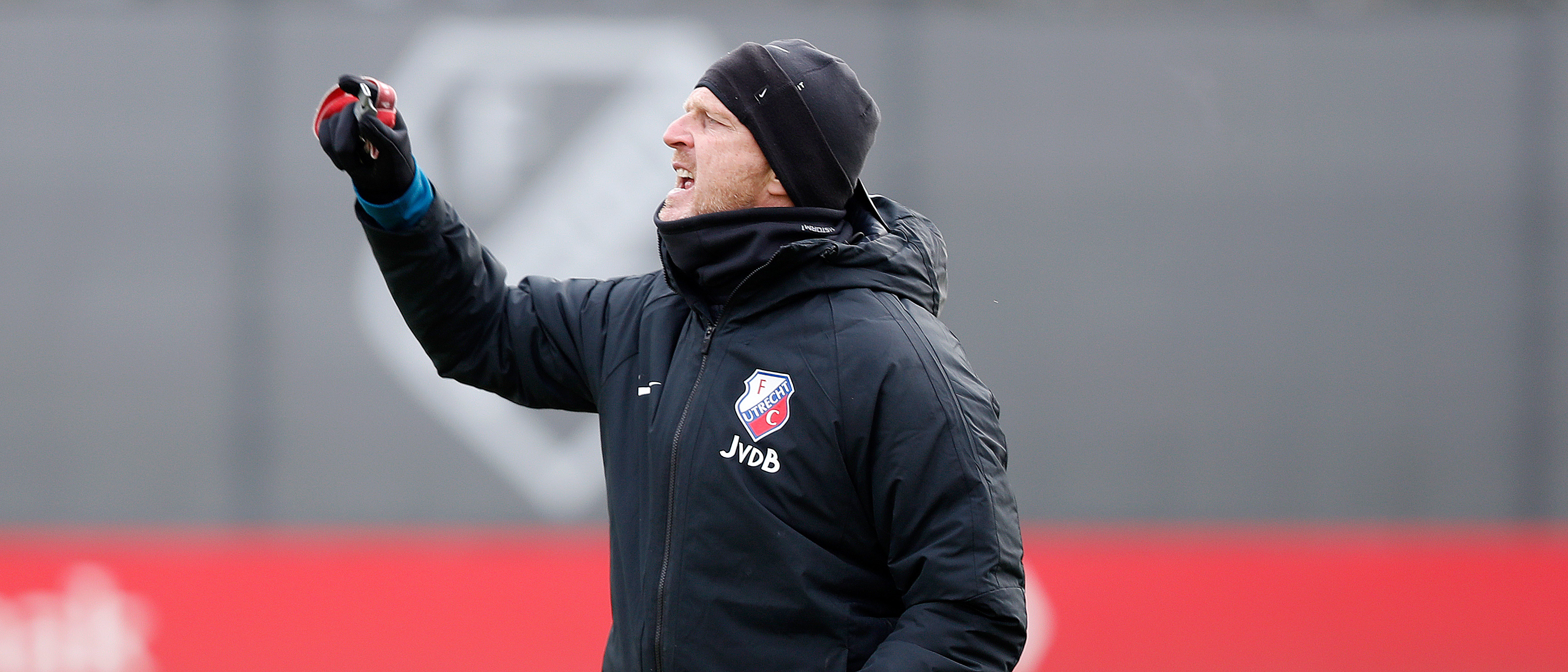 Van den Brom: 'Thuis zijn wij moeilijk te verslaan'