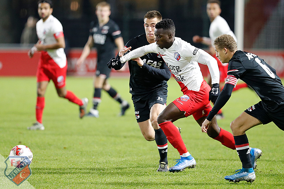 20191122 JFCUJAZ 6447