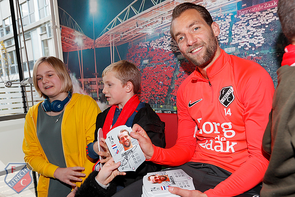 20191125 WKZ Skybox Opening 8486