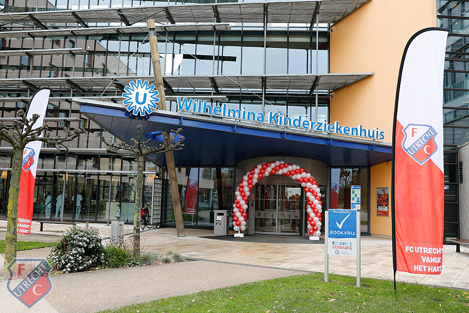 20191125 WKZ Skybox Opening 8387