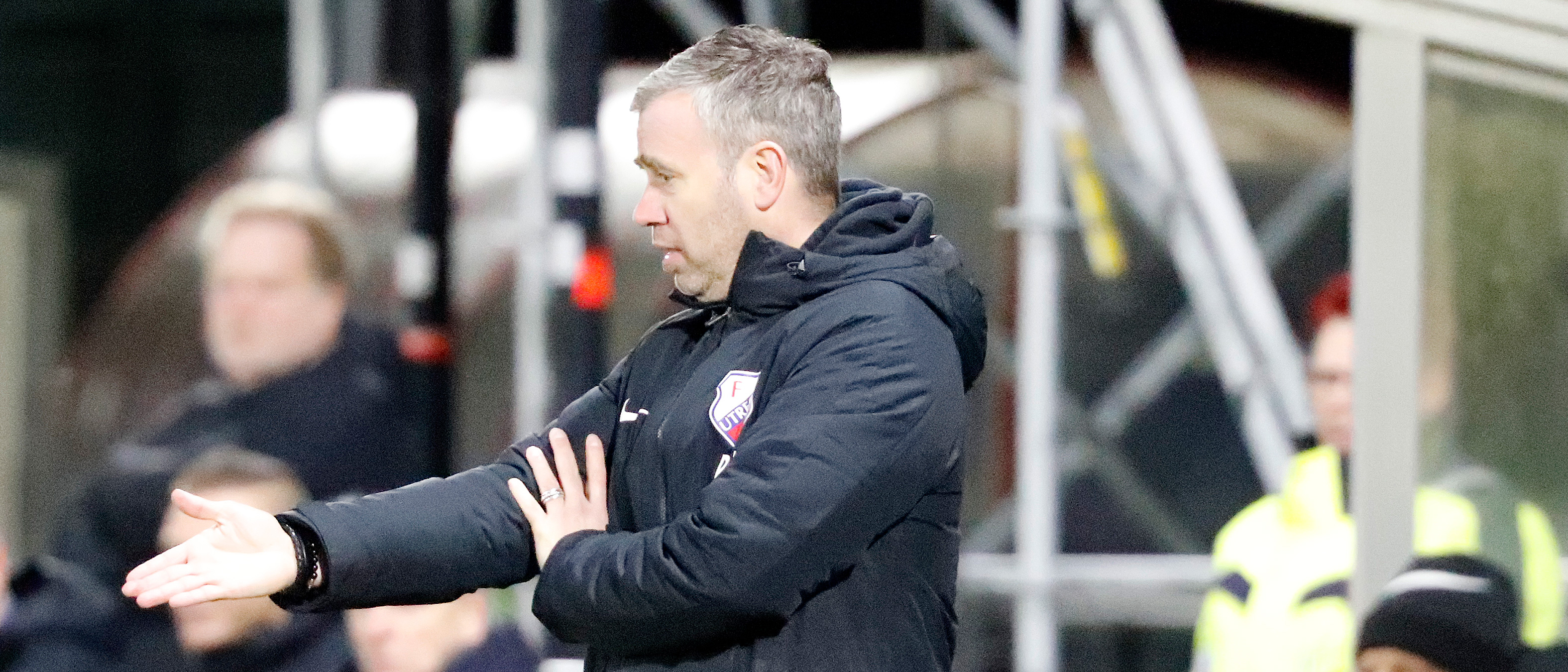 Hake: 'Kozen voor straatvoetbal oplossing'