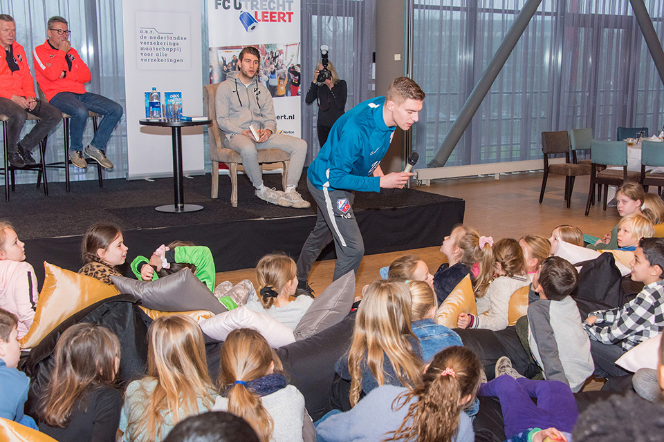 Fotostudio Red Green Blue Voorleesontbijt 2019019