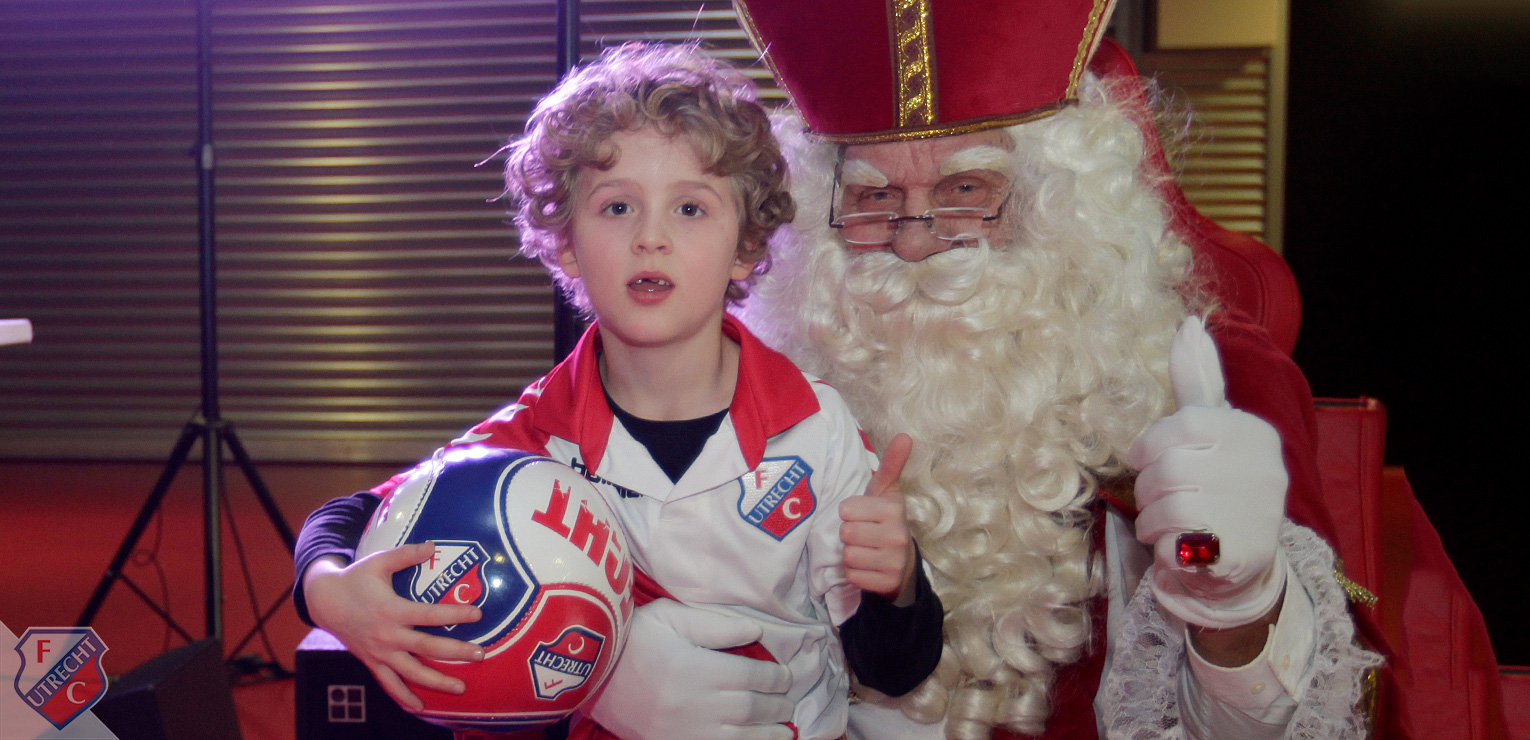 Hoog bezoek bij jeugd FC Utrecht