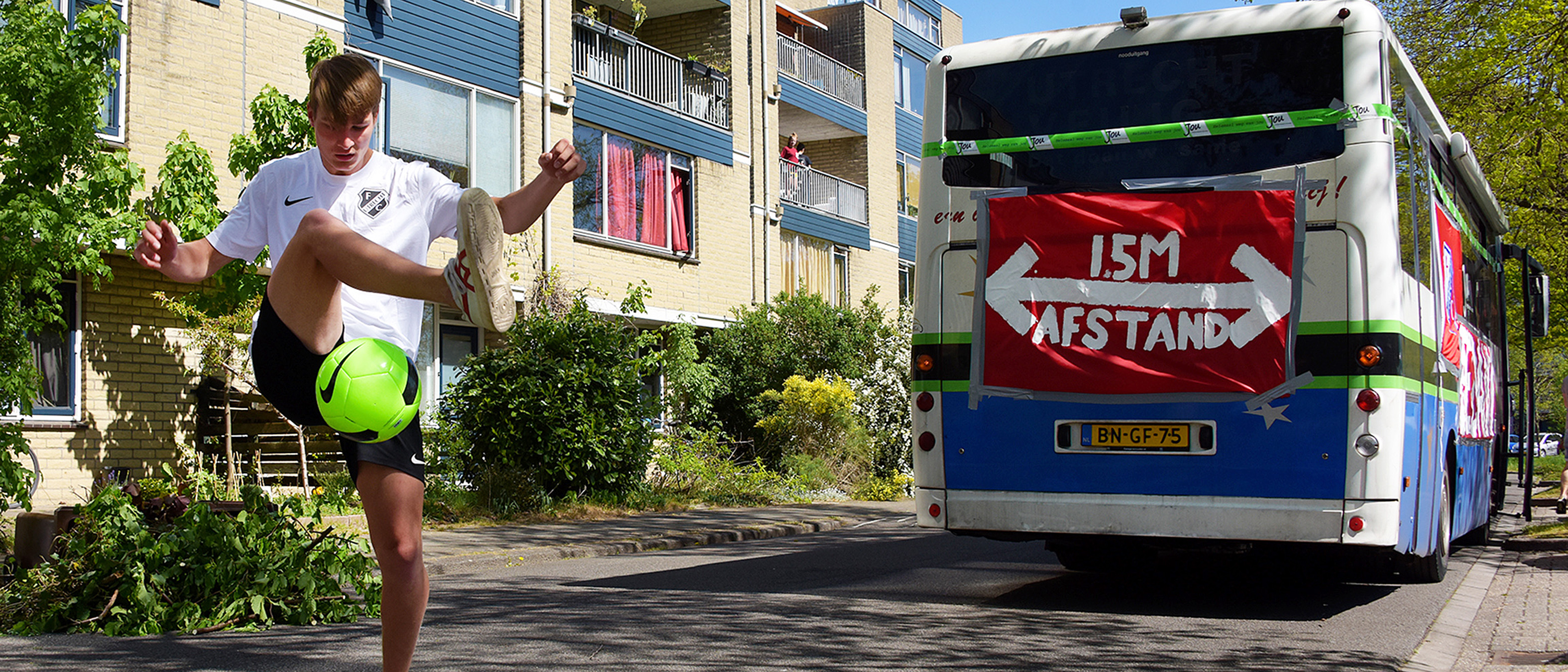 FC Utrecht Discobus brengt vreugde in Utrecht Zuid