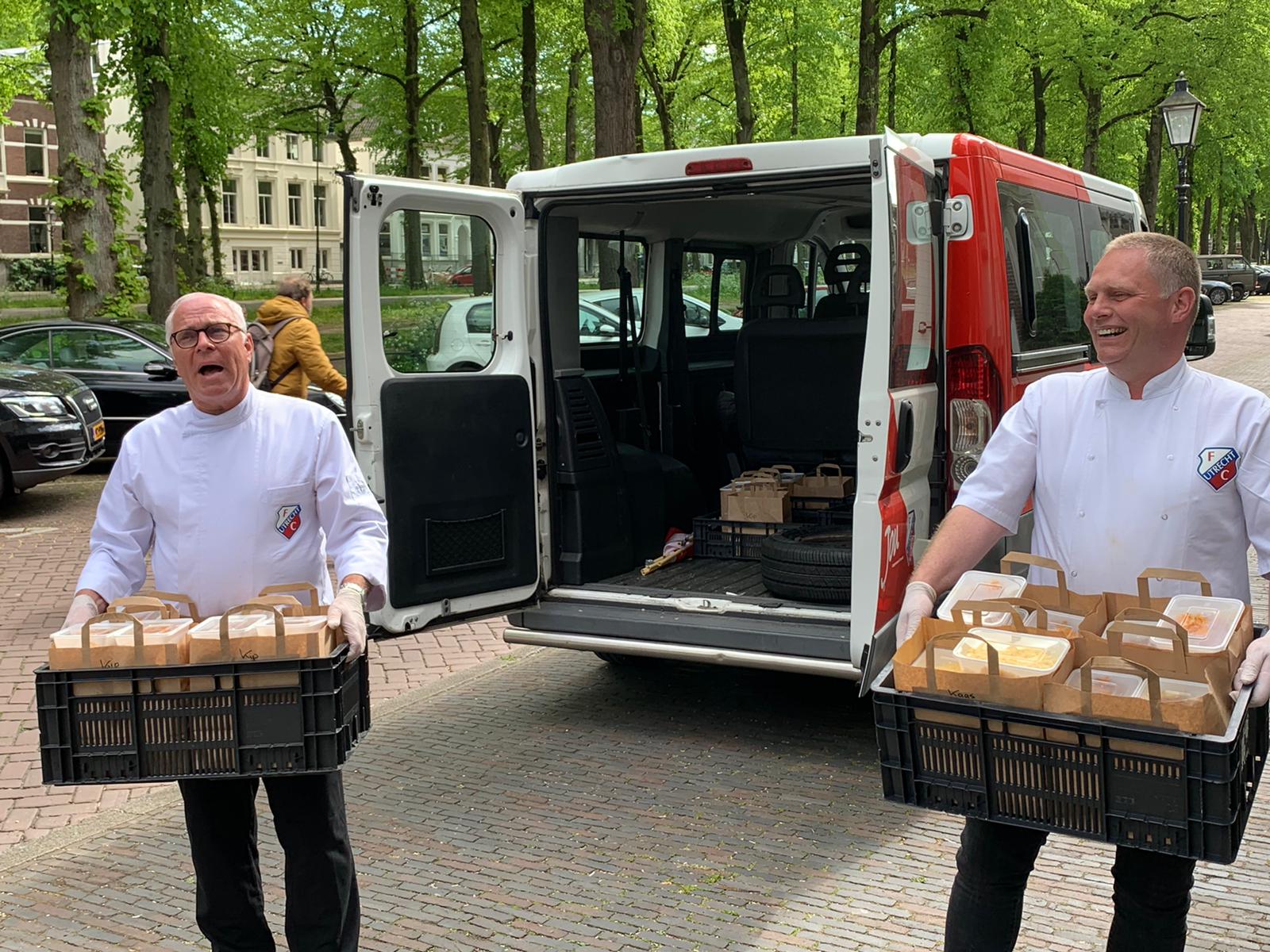 Pastamaaltijden voor 120 dak- en thuislozen