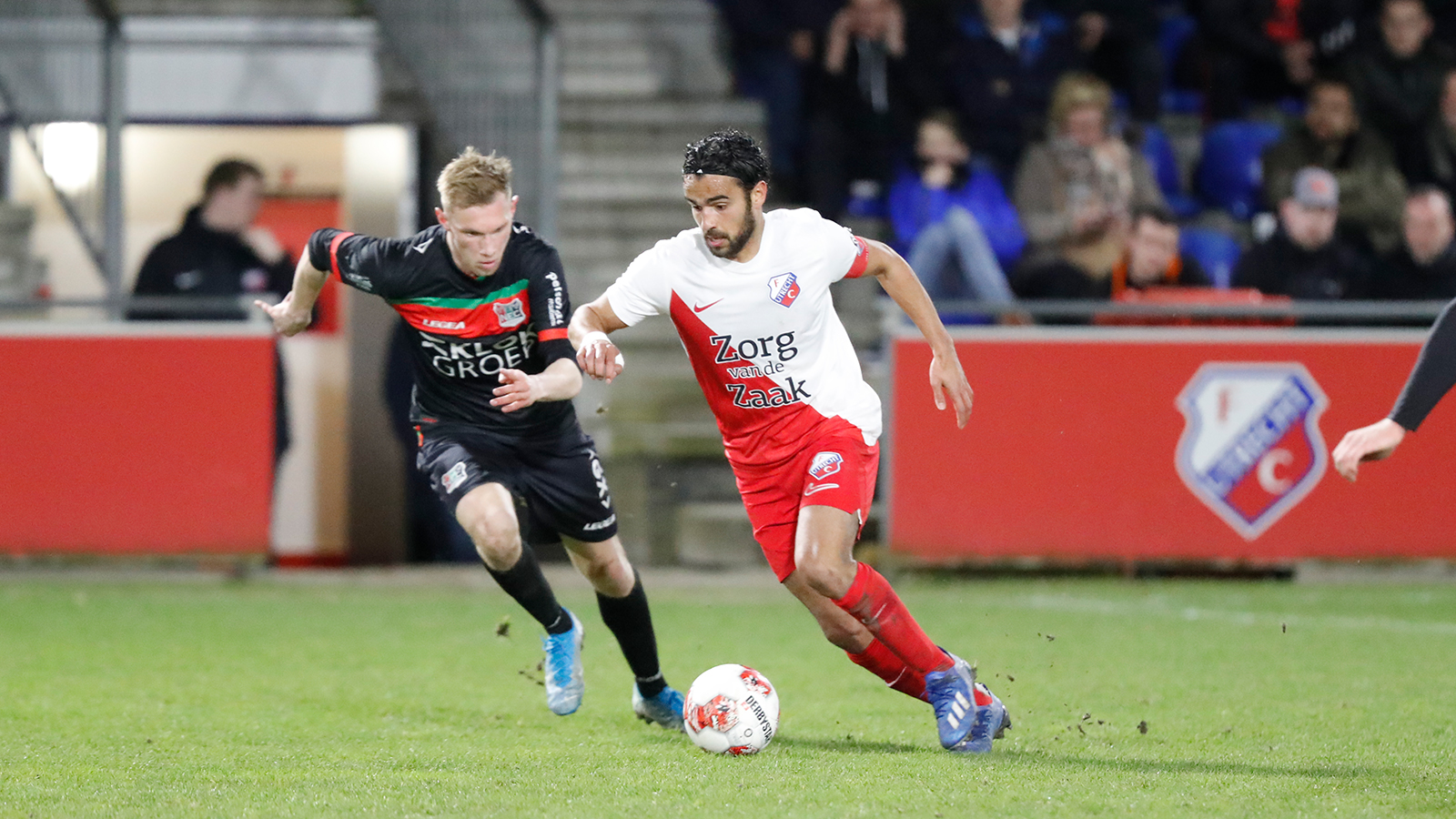 Mitchell van Rooijen op huurbasis naar Excelsior