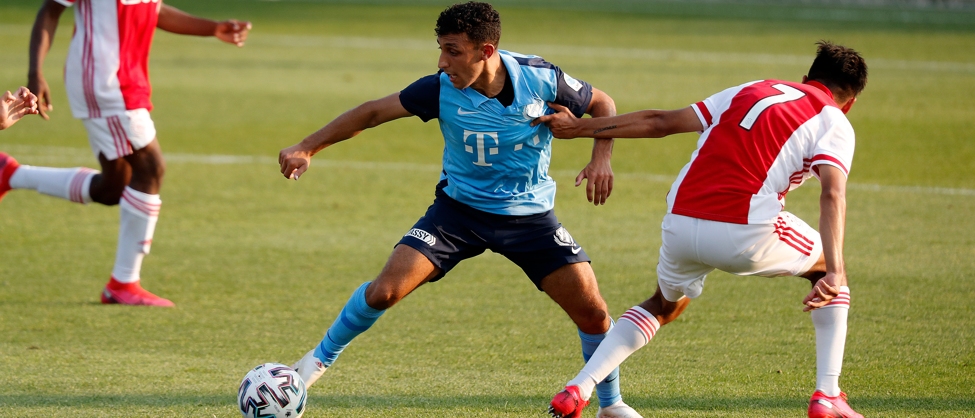 Jong FC Utrecht wint beloftenkraker