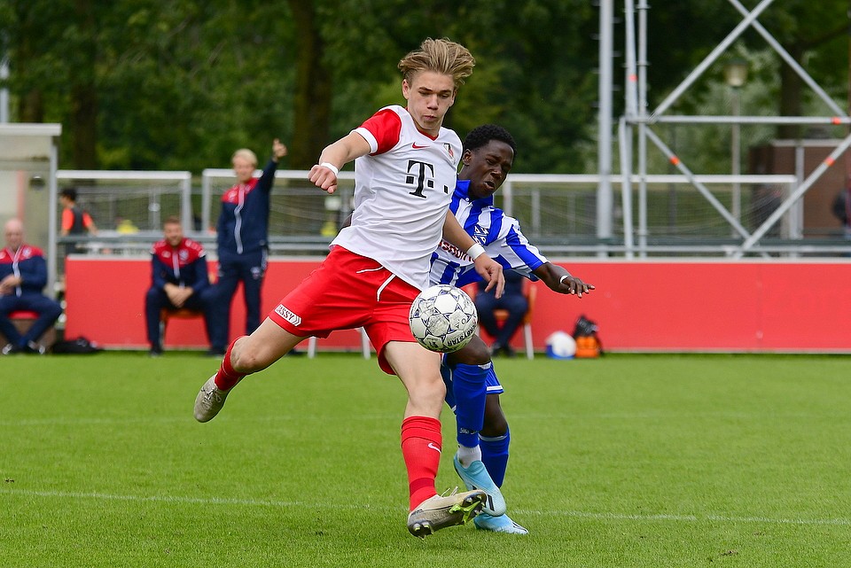 20200912 FCUO18 HEEO18 011