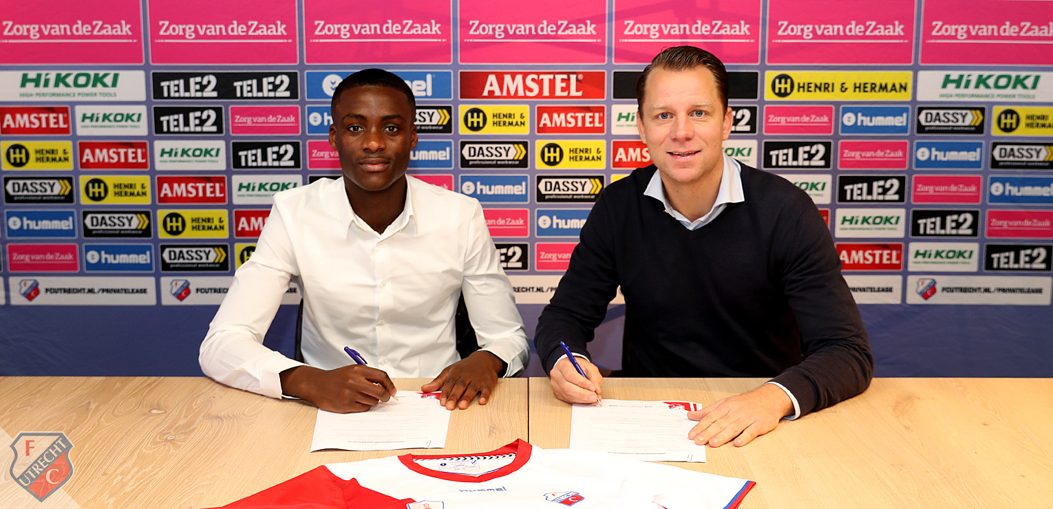 Eerste contract voor Mark Pabai
