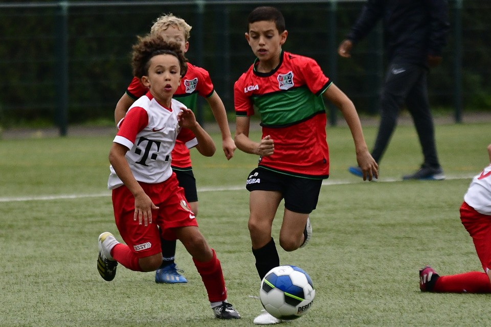 20201003 FCUO10 NECO10 028