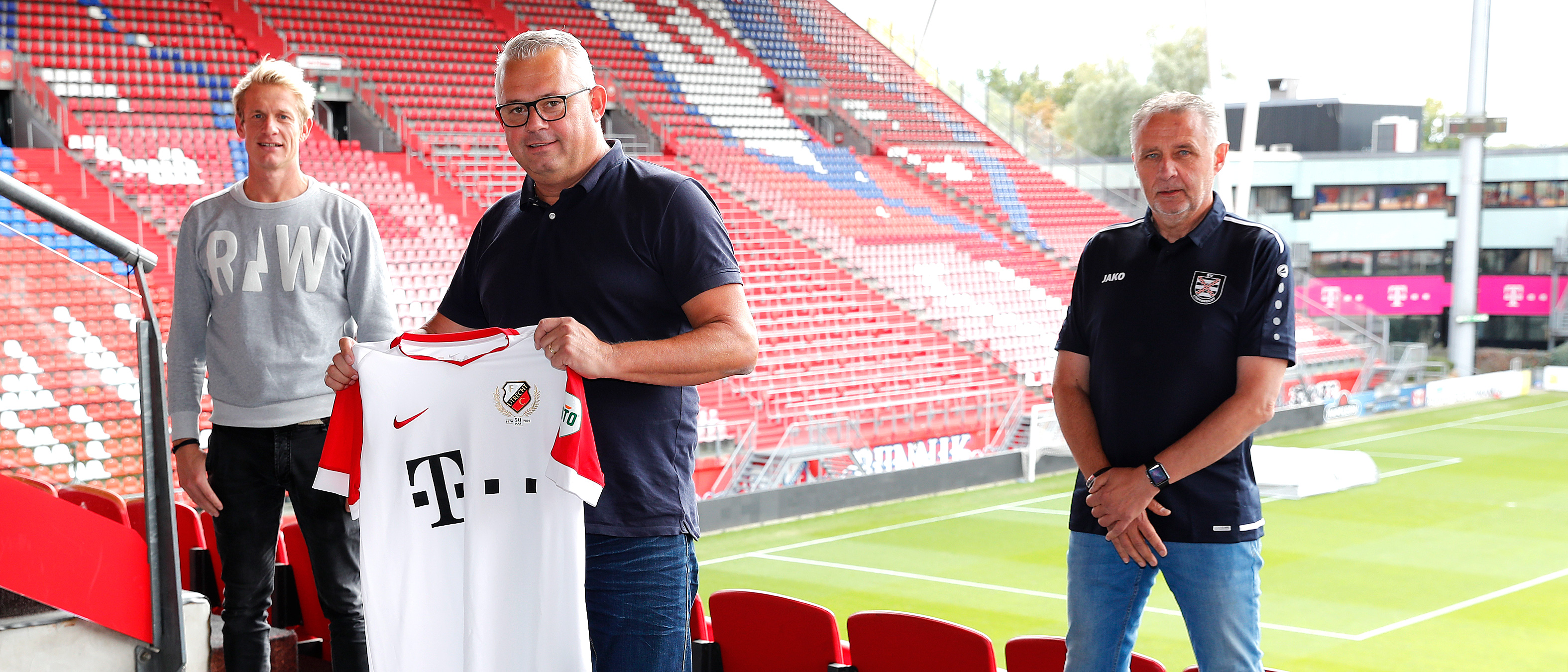 FC Utrecht en SV Loosdrecht verlengen samenwerking