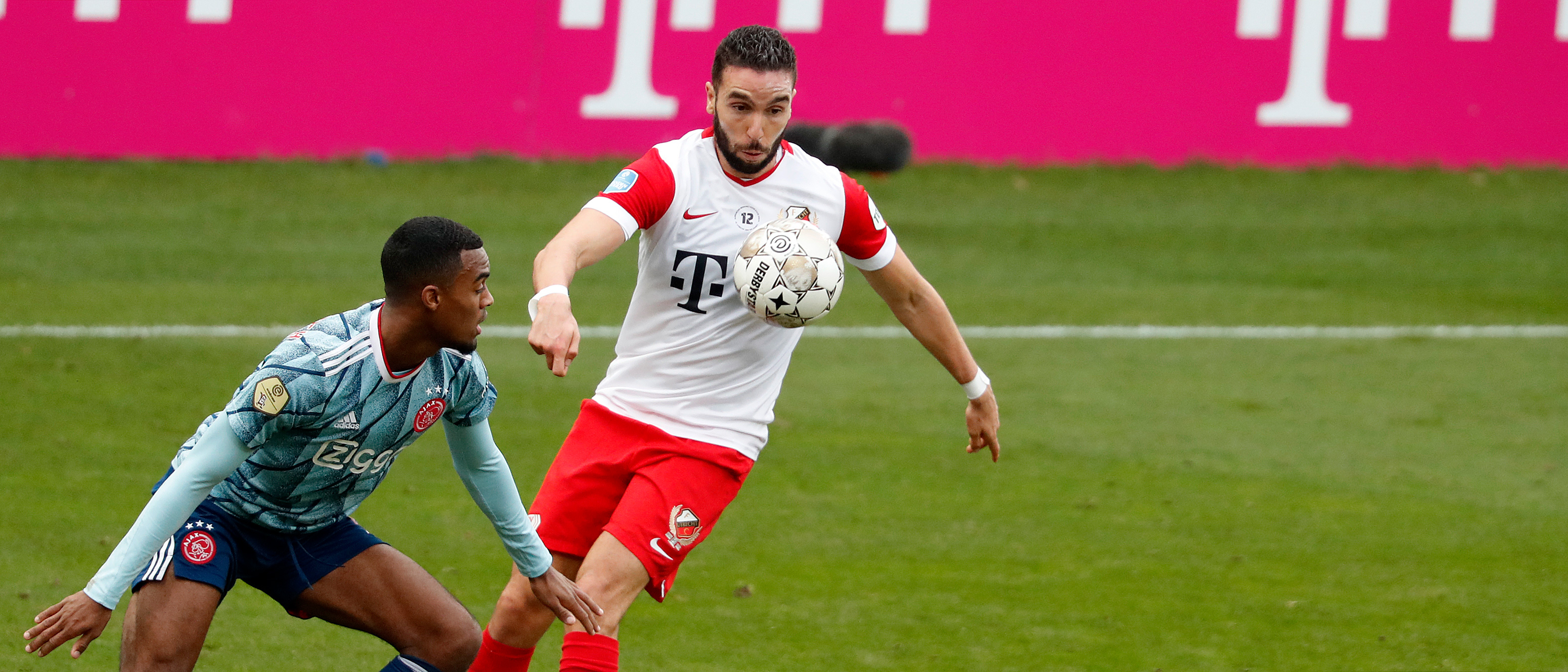 FC Utrecht op eigen veld onderuit