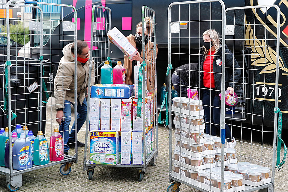 20201124 Voedselbank AH 1601