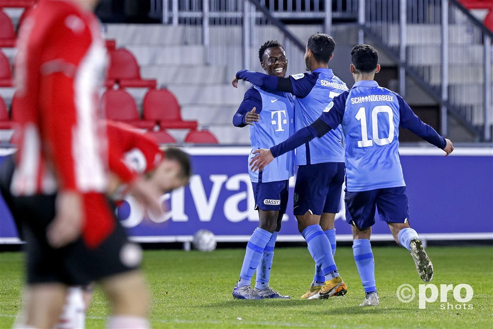 Jong FC Utrecht op puntenjacht in Flevoland