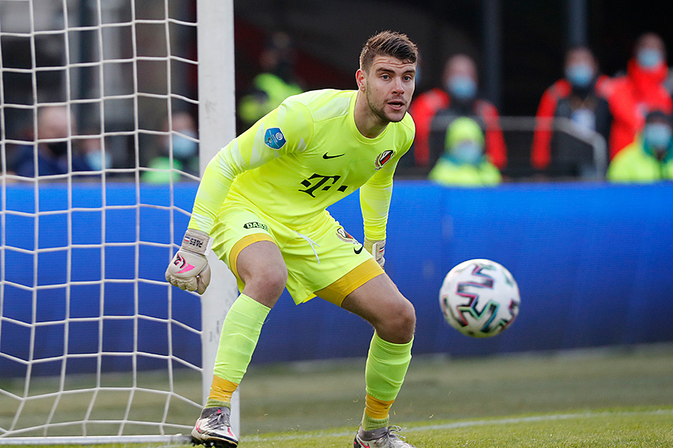 20201129 FEYFCU 2481