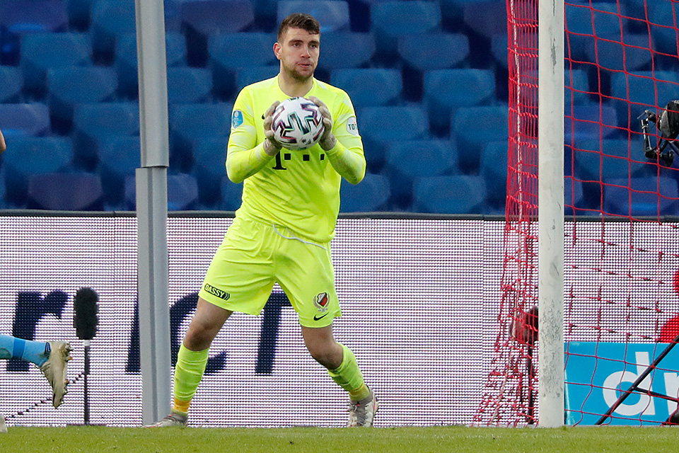 20201129 FEYFCU 8875