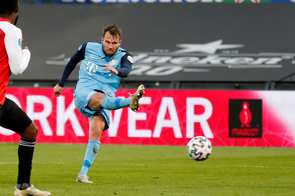 20201129 FEYFCU 8761