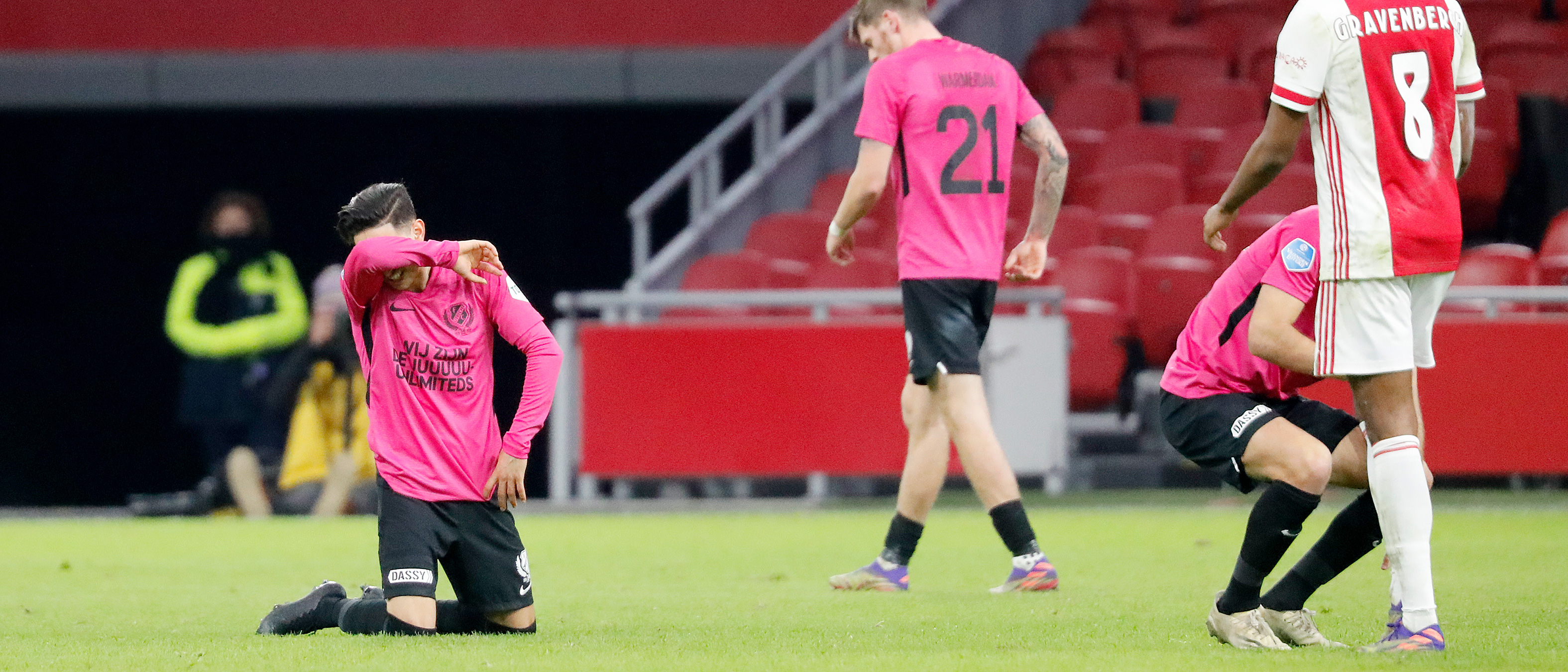 Knotsgekke cupclash eindigt in anticlimax