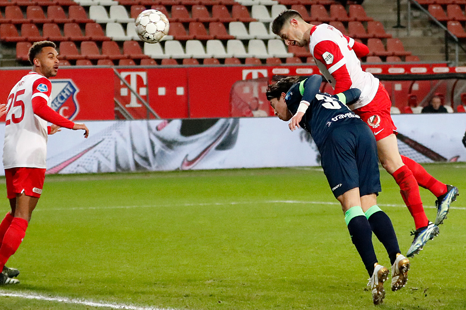 20210130 FCUPEC 3050