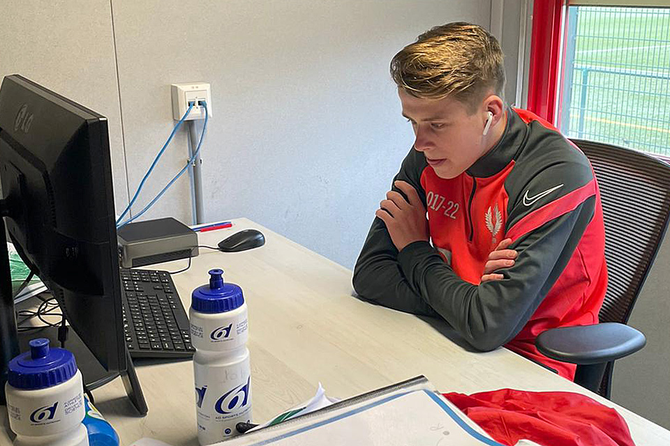 577A0477 907D 4F89 B445 Fd0a29a1b607