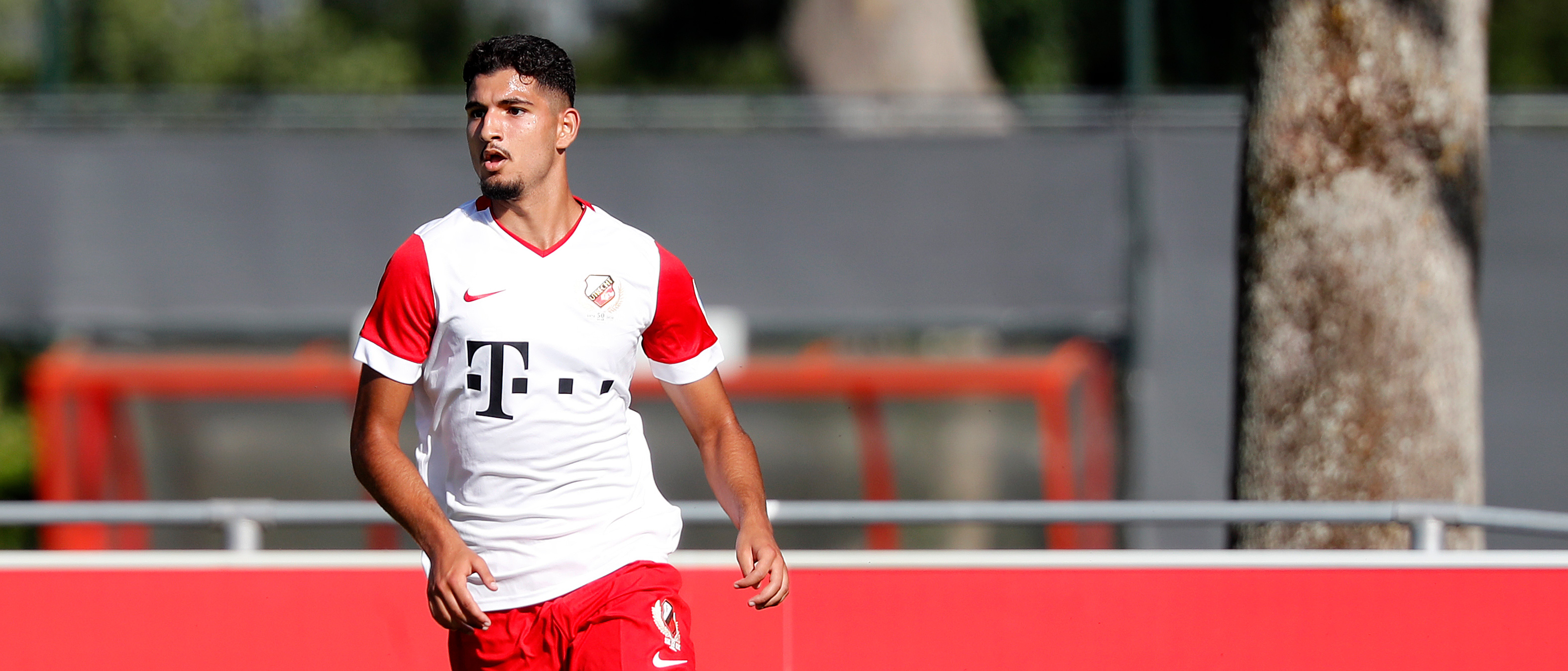 Reda Akmum wacht maandenlange revalidatie