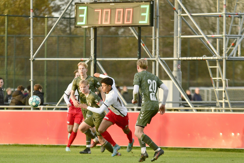 20221126 FCUO18 EMMO18 056