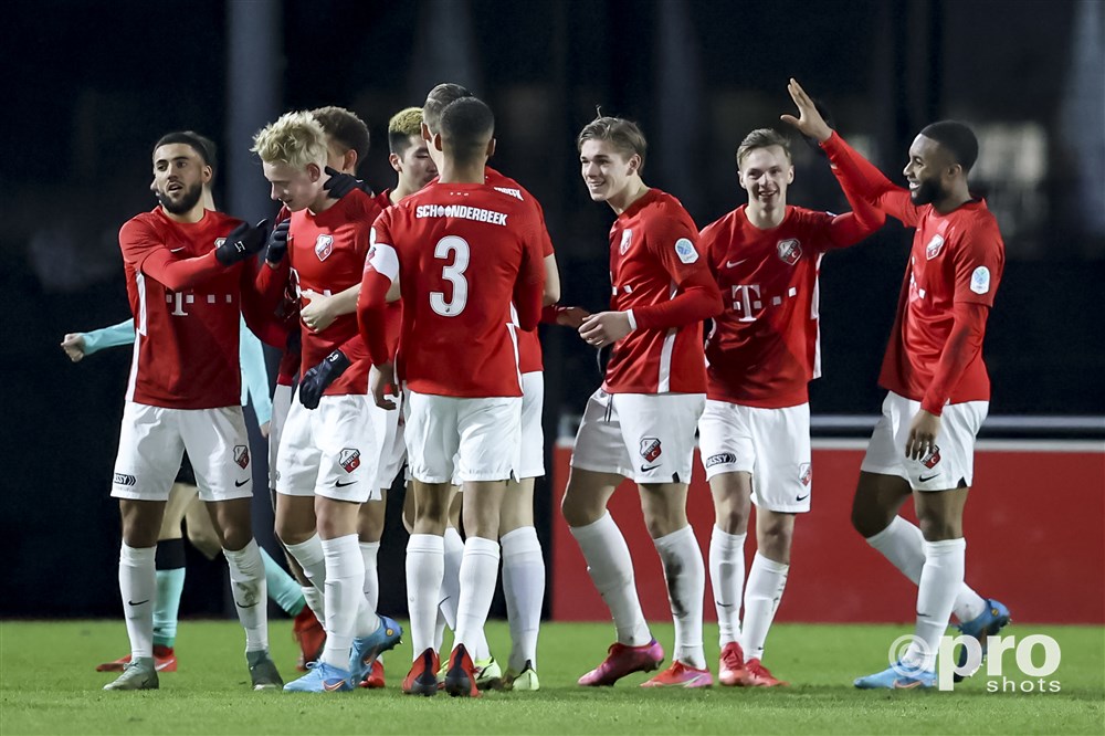 Beloftenploeg verdiend langs Helmond Sport in aantrekkelijk duel