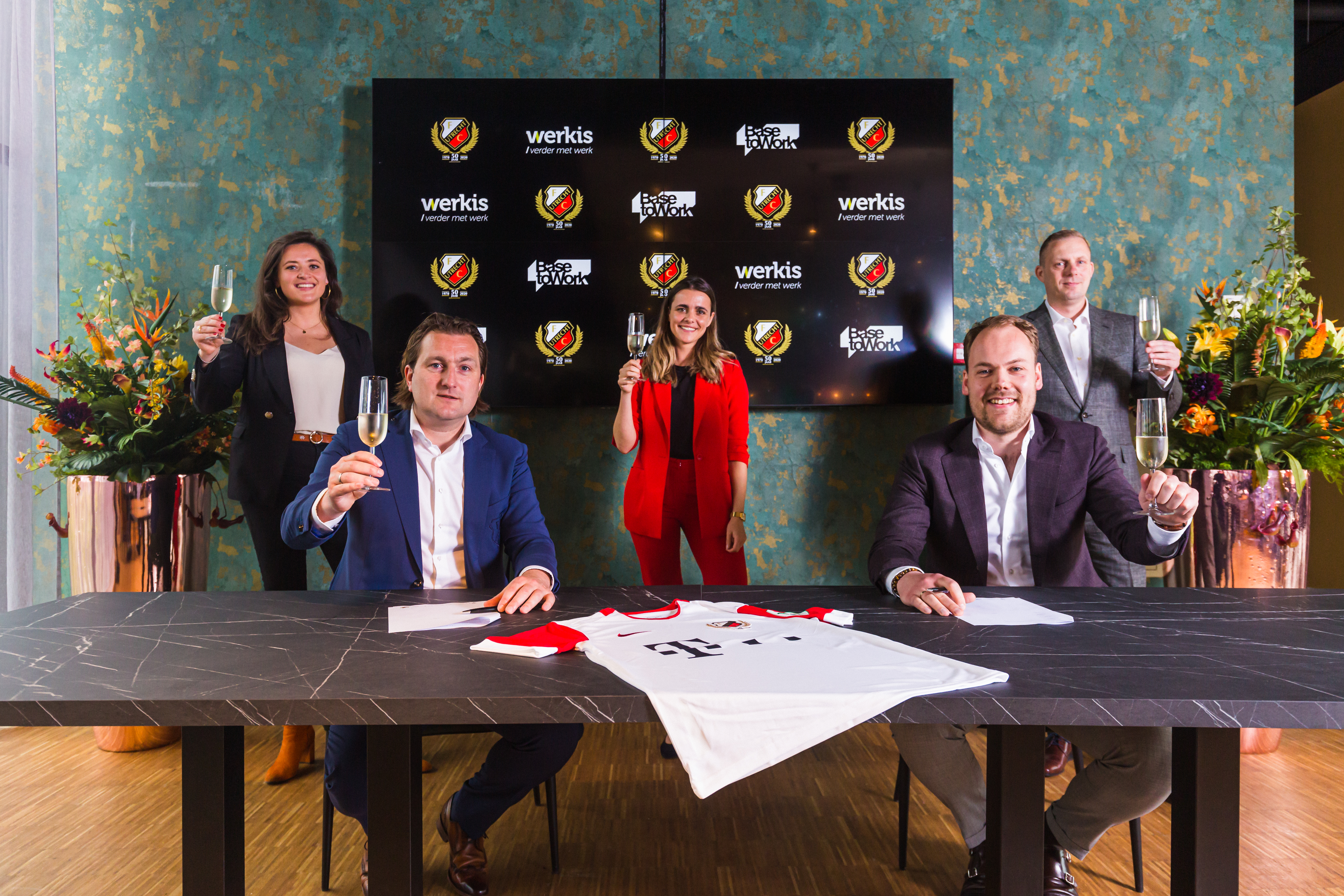 20210527 Darryladelaar.Com Fcutrecht Contractondertekeningen HR 0027 4440