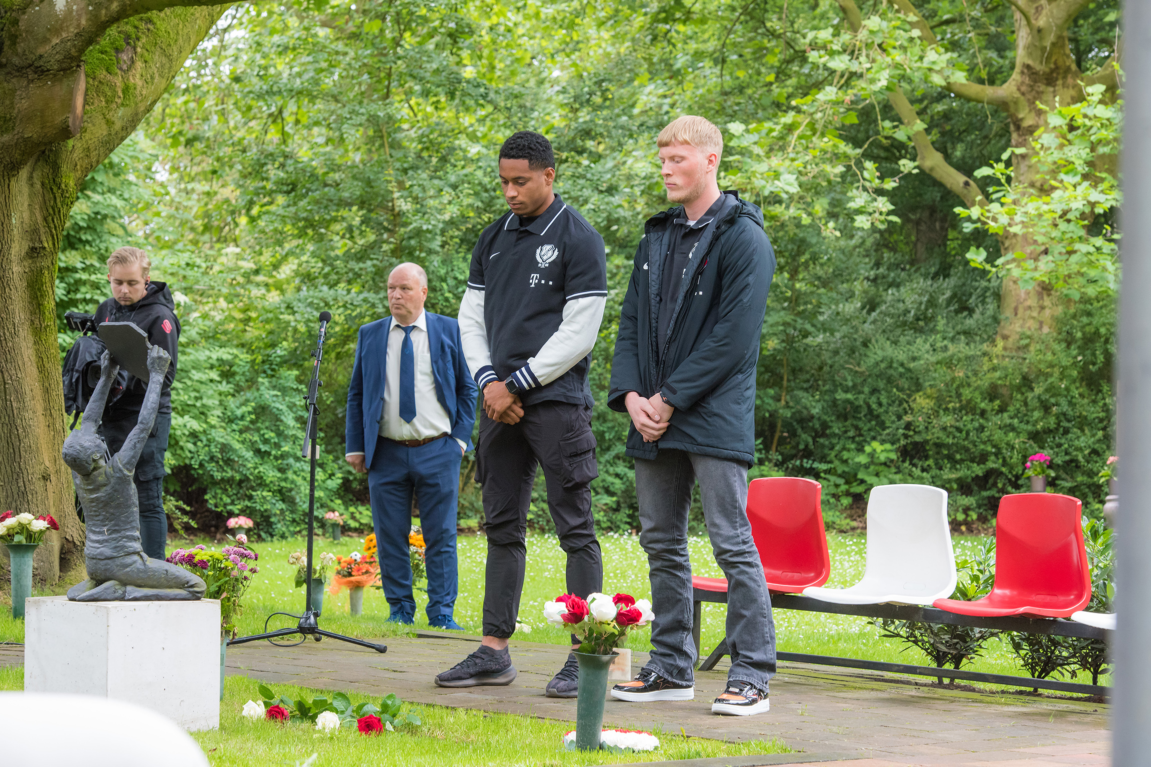 2021 Fotostudio Red Green Blue FC Utrecht Herdenking 49