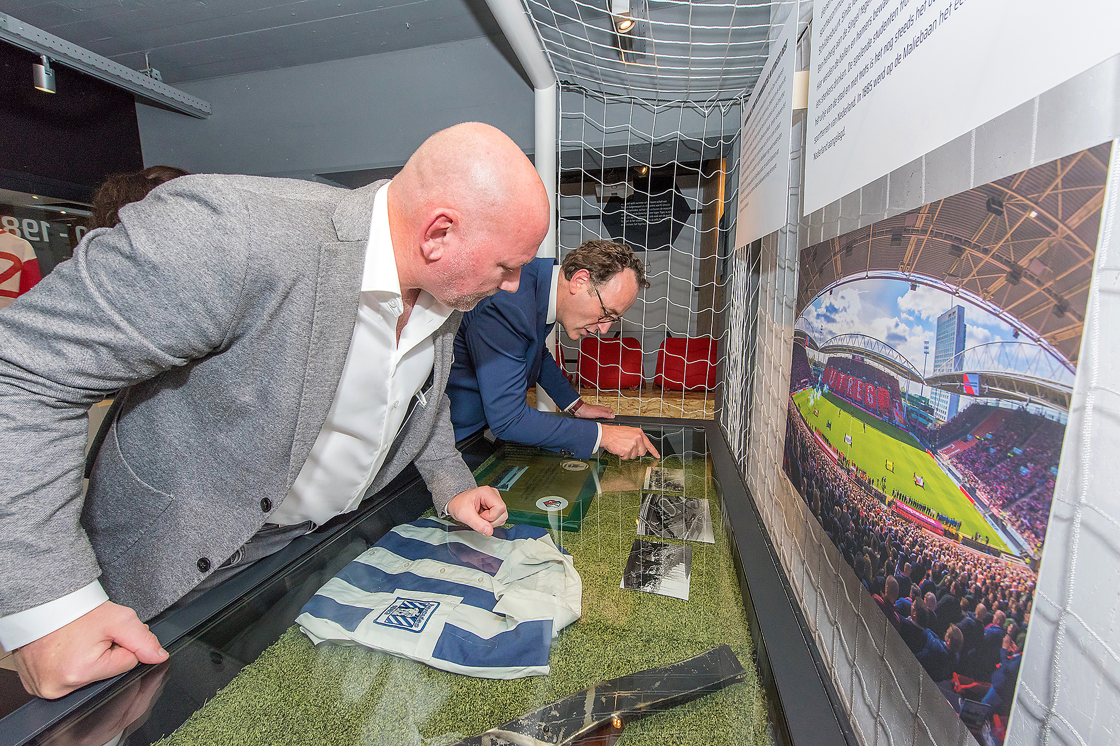 2021 Fotostudio Red Green Blue FC Utrecht Expo 45