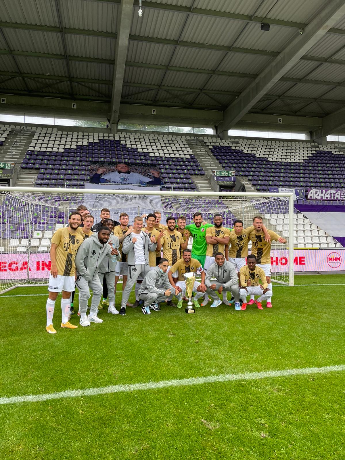 FC Utrecht wint Memorial Marc Steenackers