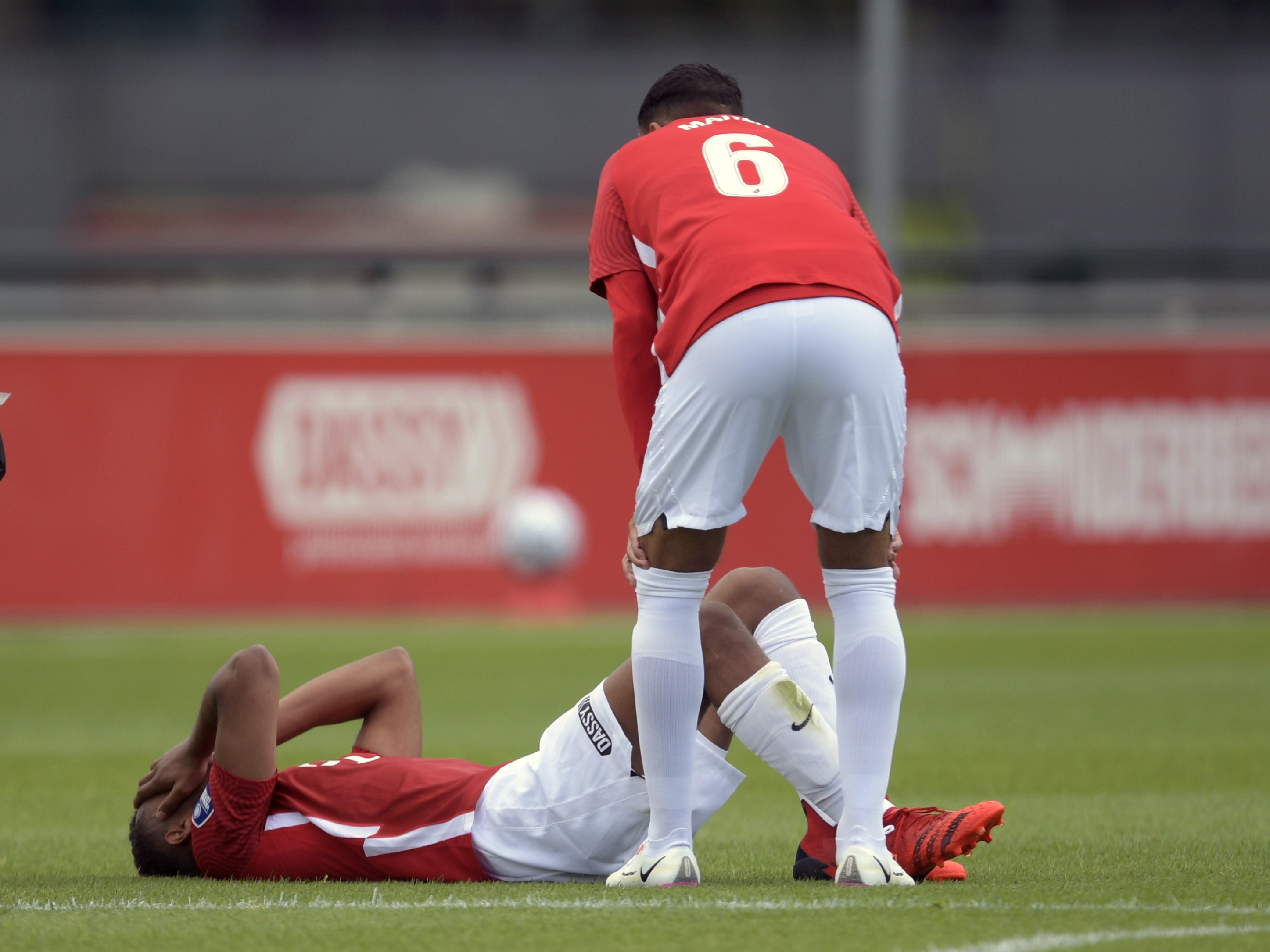 Tommy St. Jago komende maanden uitgeschakeld