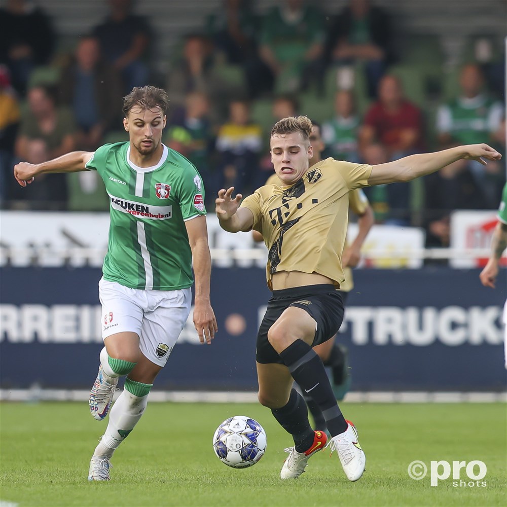 Jong FC Utrecht gaat voor primeur in Helmond