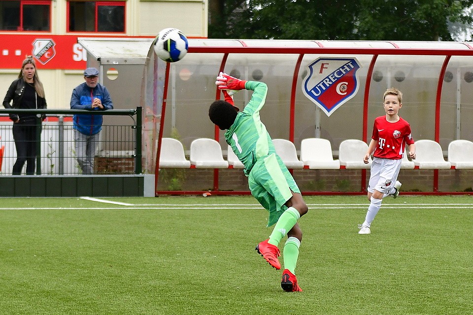 20210904 FCUO10 AJAXO10 002