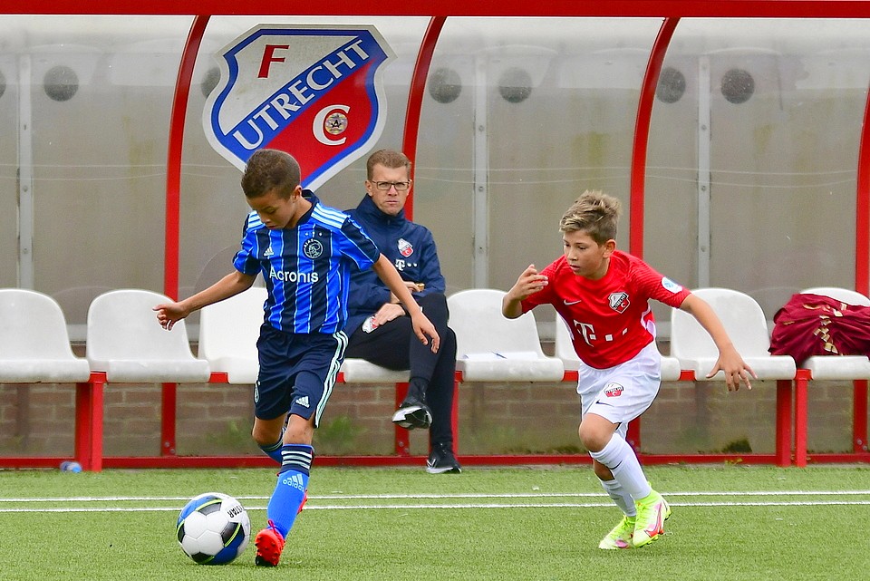 20210904 FCUO10 AJAXO10 010