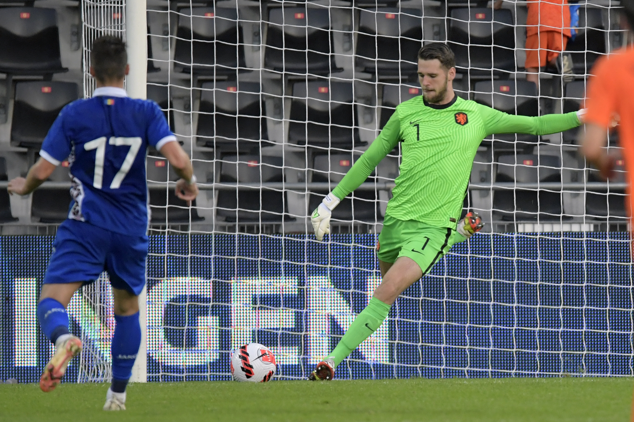 De Keijzer en Timber in Jong Oranje-voorselectie