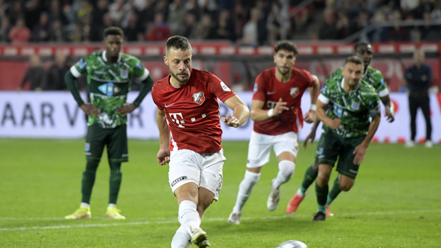 HIGHLIGHTS | FC Utrecht op schot tegen PEC Zwolle