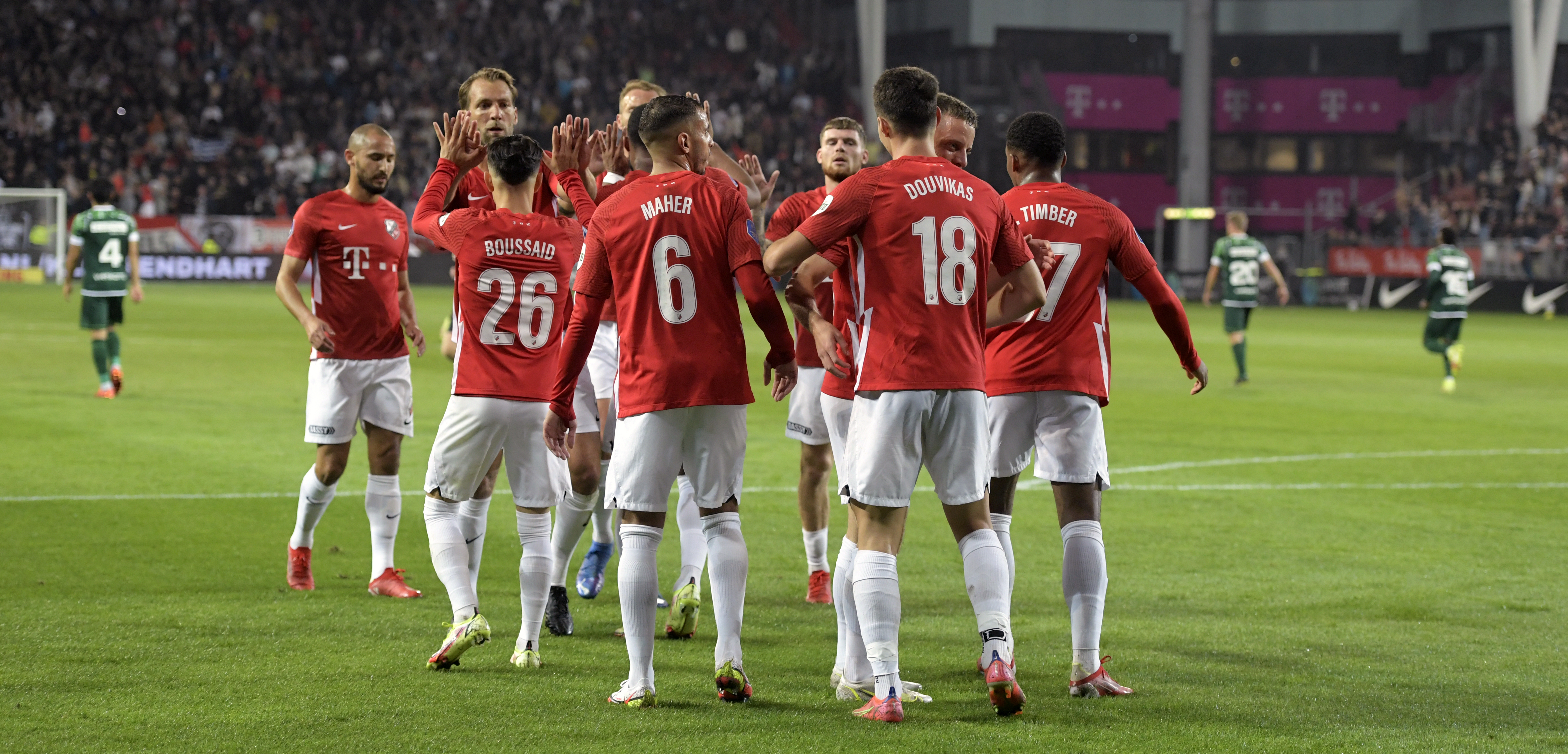 Spektakelstuk in sfeervol Stadion Galgenwaard