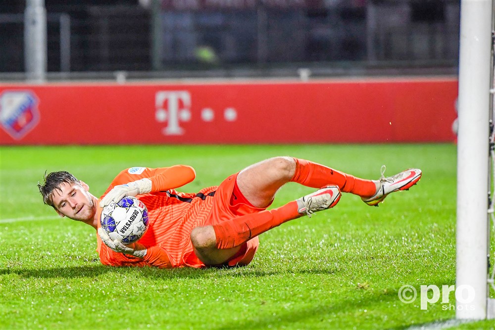 Copyright Proshots 13721734