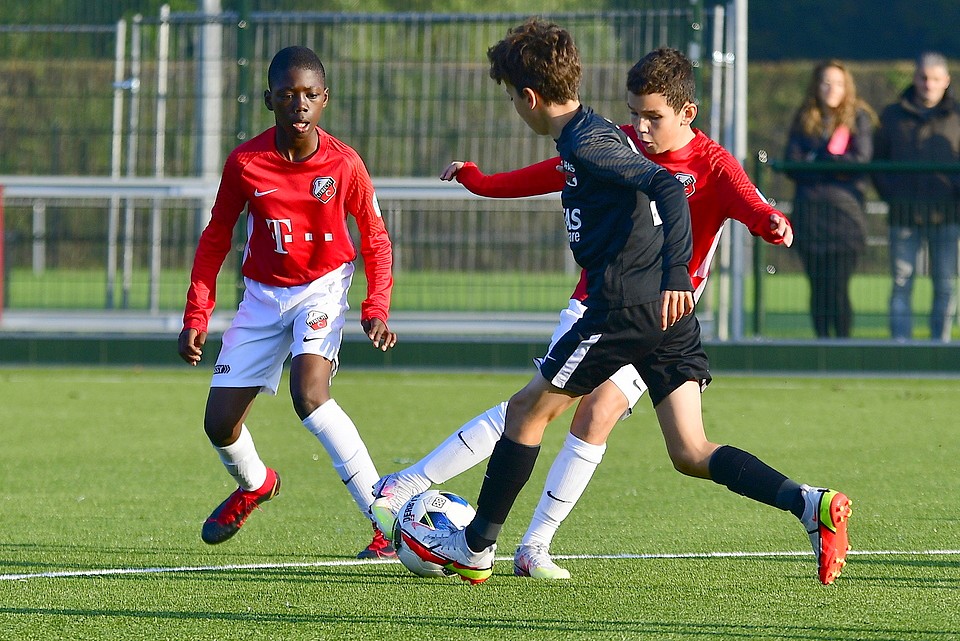 20211009 FCUO12 AZO12 001