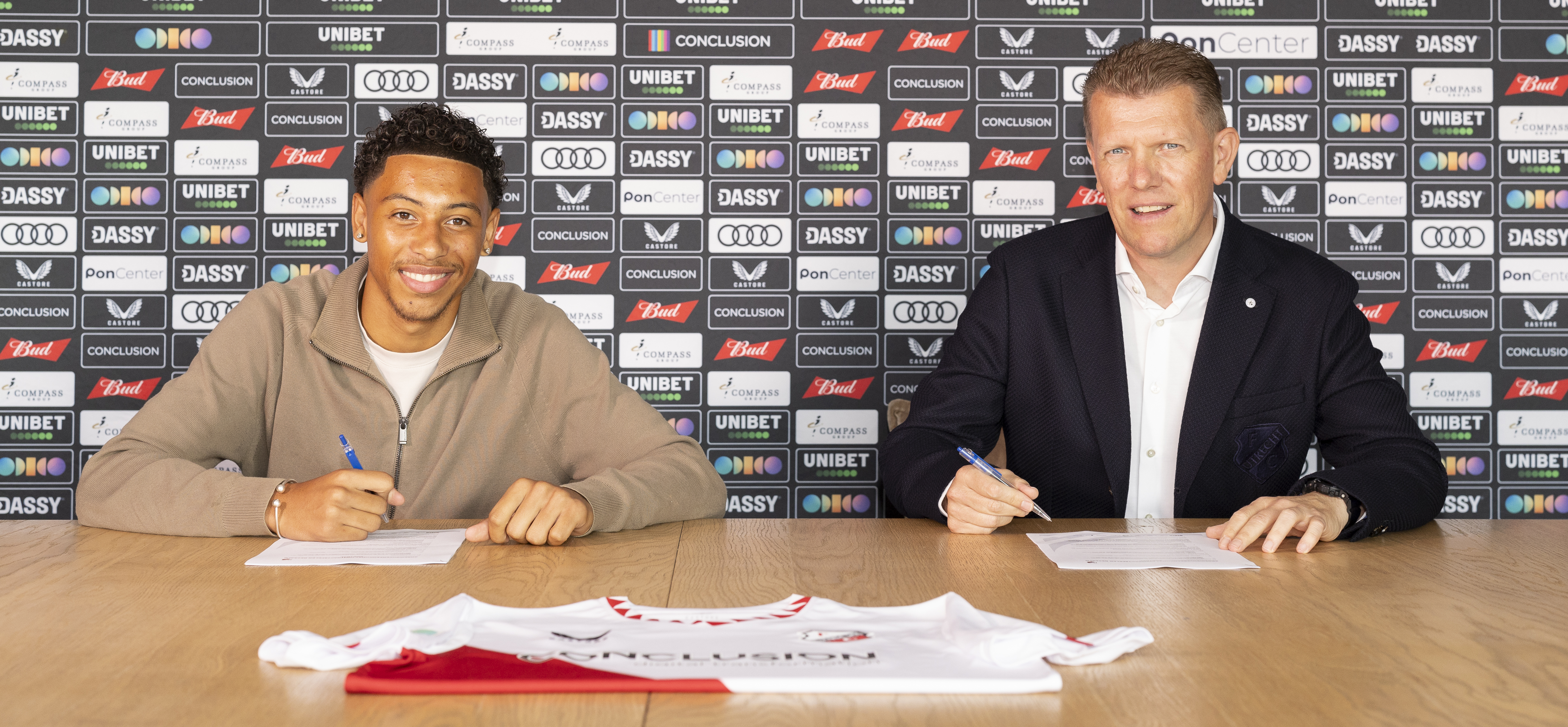 Björn Menzo verbindt zich tot medio 2027 aan FC Utrecht